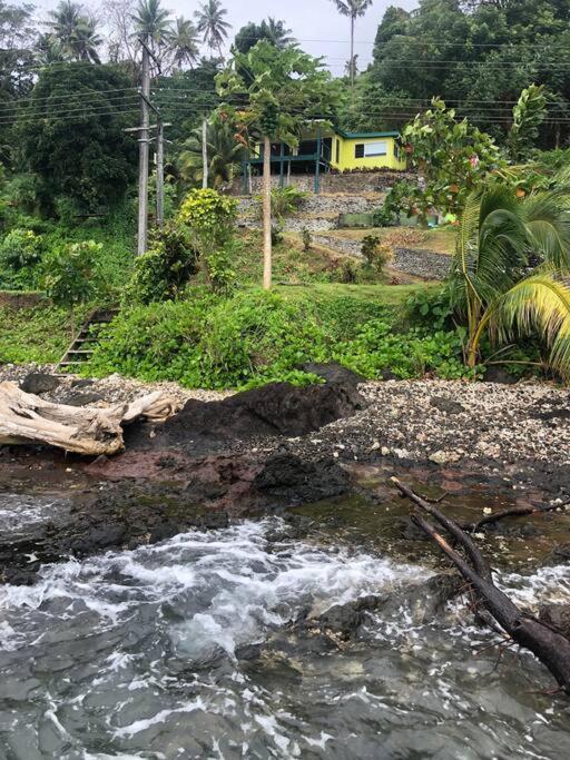 Limericks By The Sea Savusavu Exterior foto
